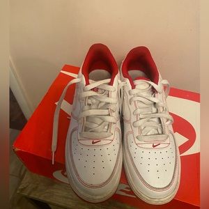 Youth Nike low top